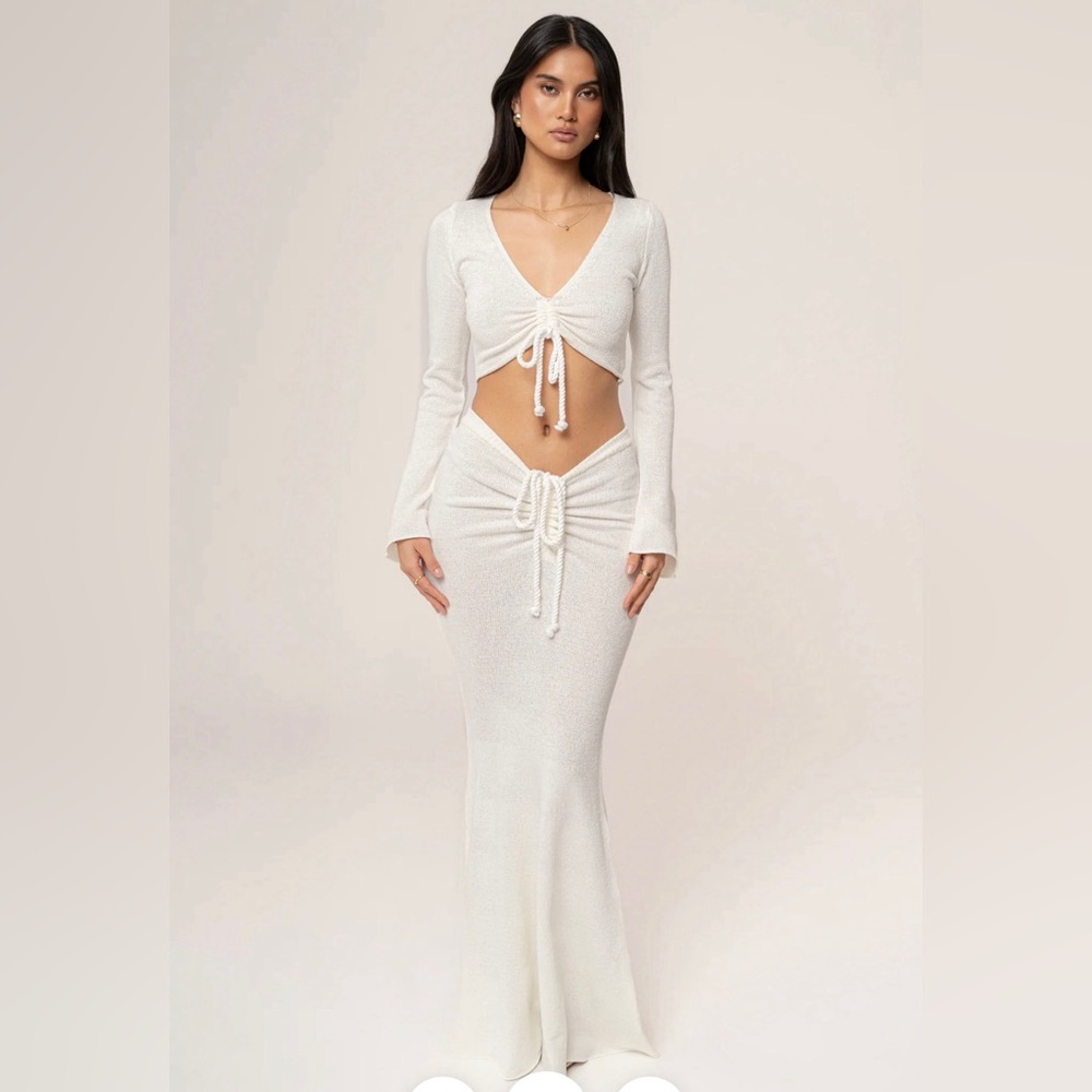 JLUXLABEL IVORY RESORT TWO-PIECE SKIRT SET